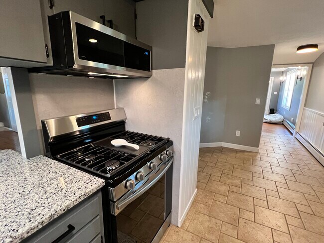 Building Photo - 49 Ramsay St