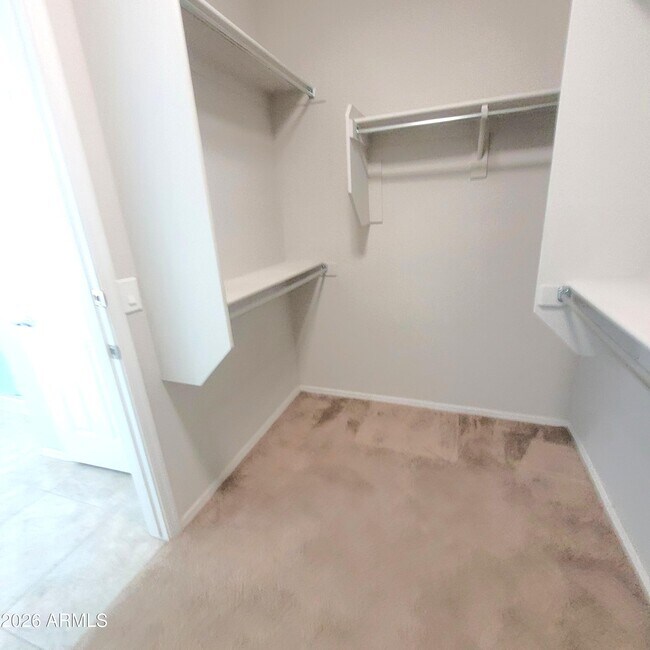 Building Photo - 25925 W Tonto Ln