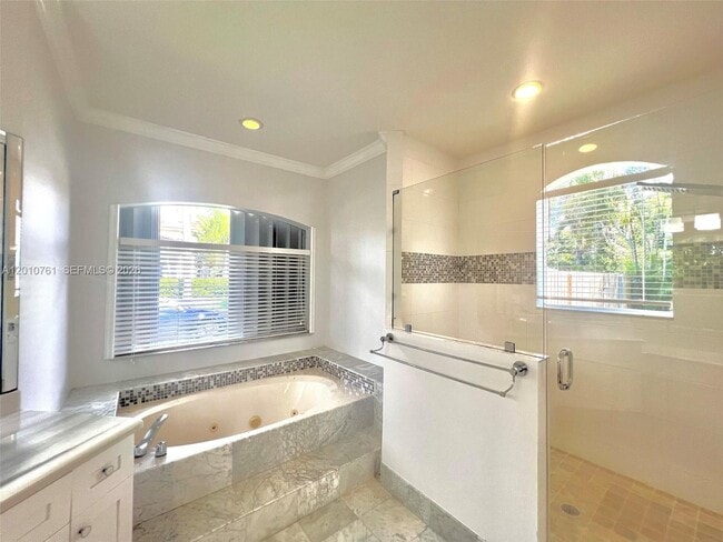 Building Photo - 13651 SW 84th Ct