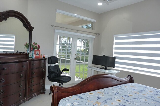 Building Photo - 1096 Fairfield Meadows Dr