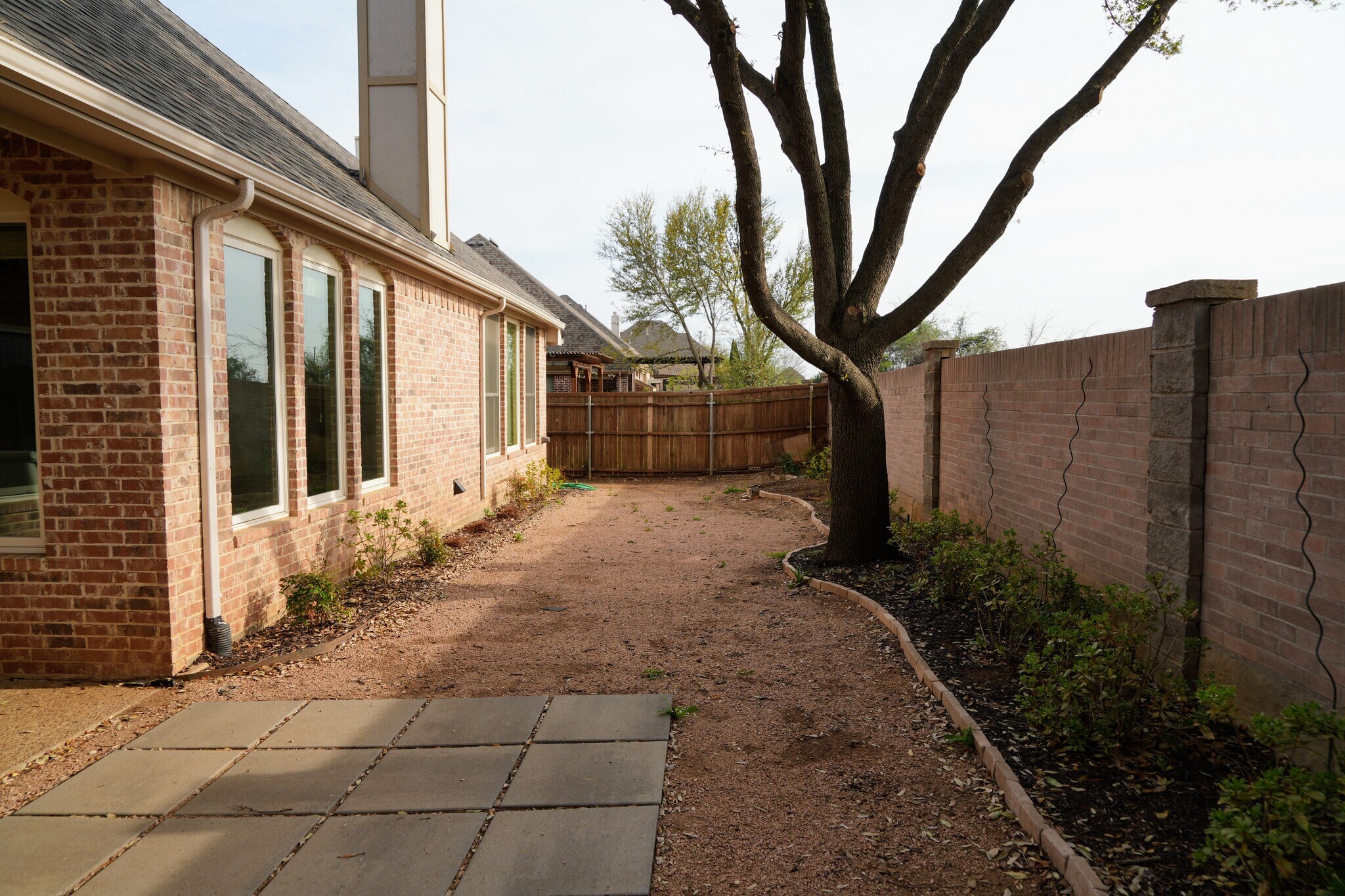 Building Photo - 5836 Sterling Dr