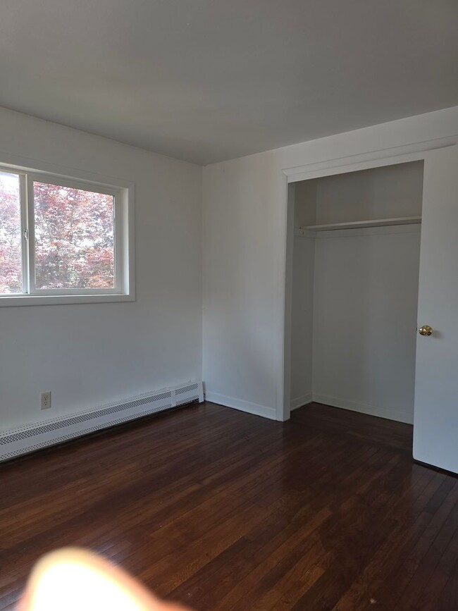 Building Photo - 519 W Water St