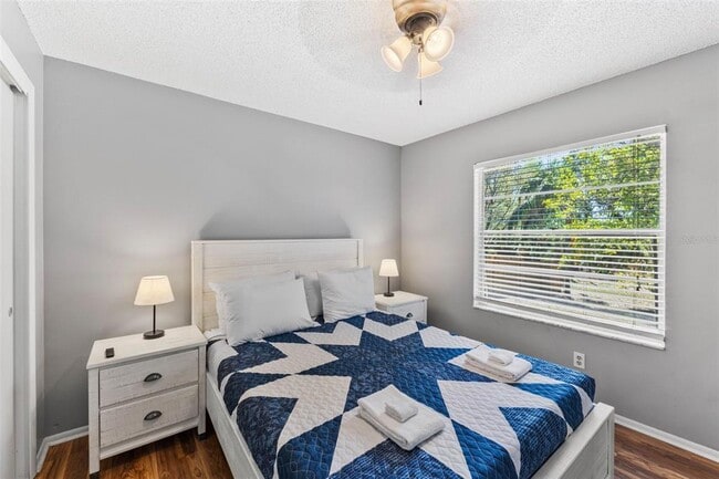 Building Photo - 7694 Indian Ridge Trail S