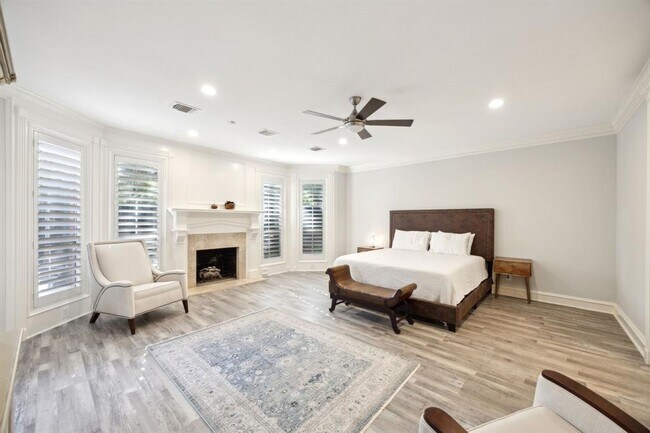 Building Photo - 1310 Kelliwood Oaks Dr