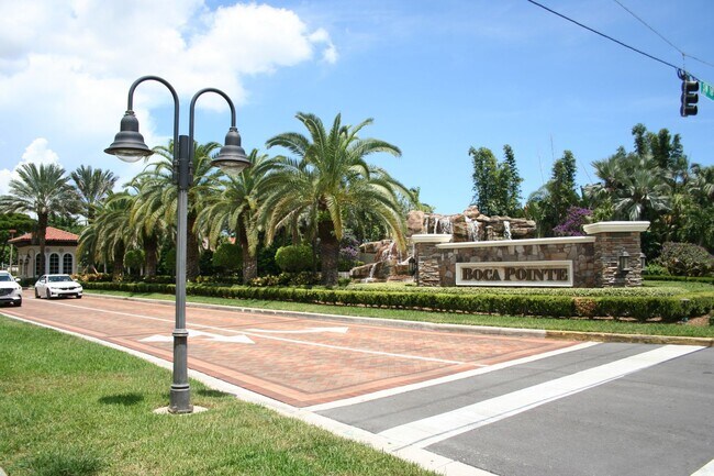 Building Photo - Rare Find! Gorgeous 3/2 villa with garage in Boca Pointe!