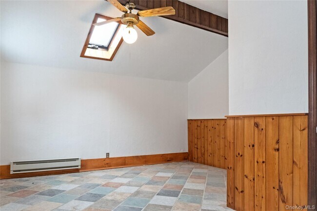 Building Photo - 378 Broadway