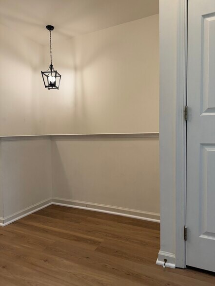 3rd Floor Corridor - 410 Redland Blvd