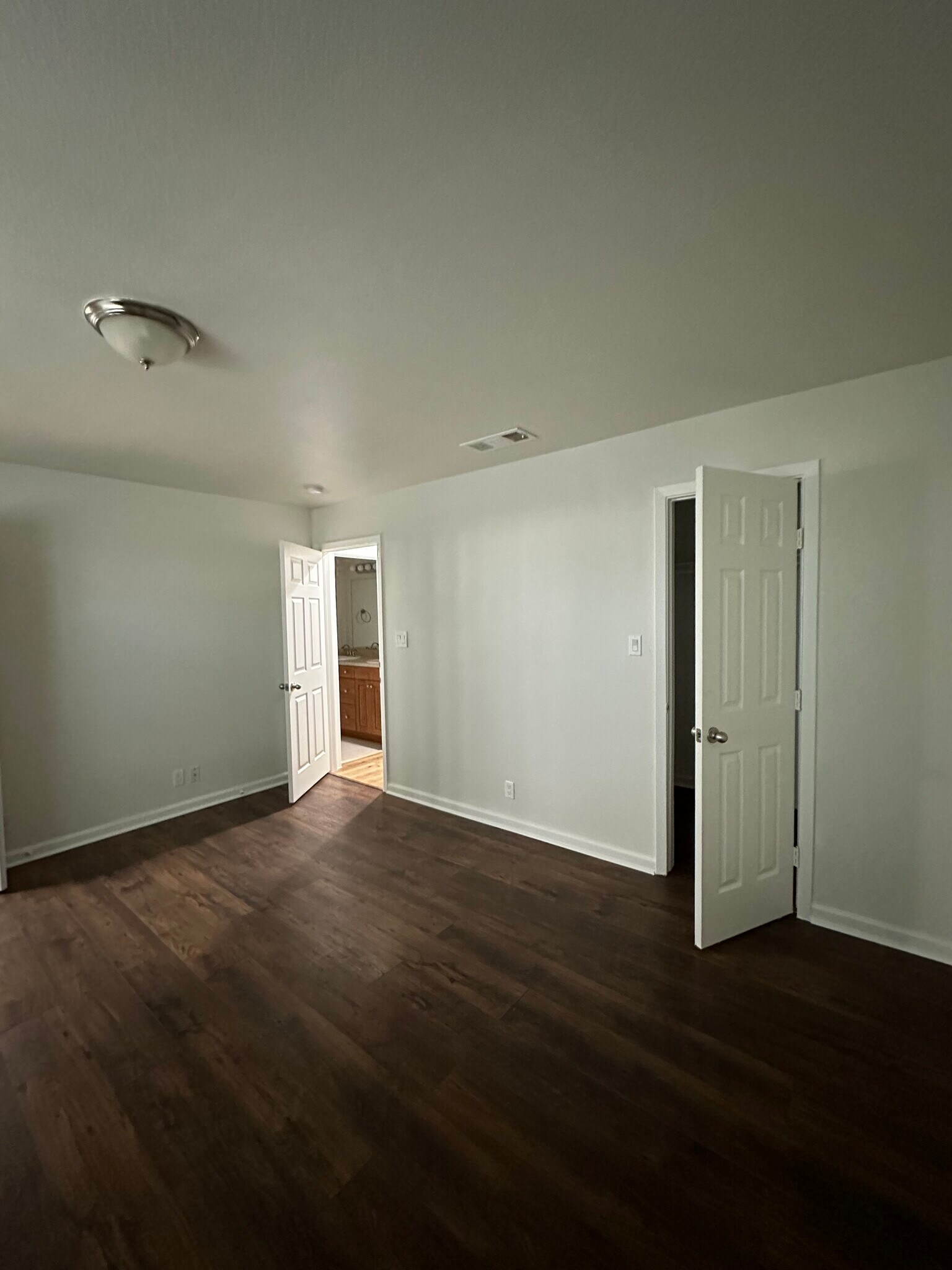 Building Photo - 5216 Arbor Glen Rd
