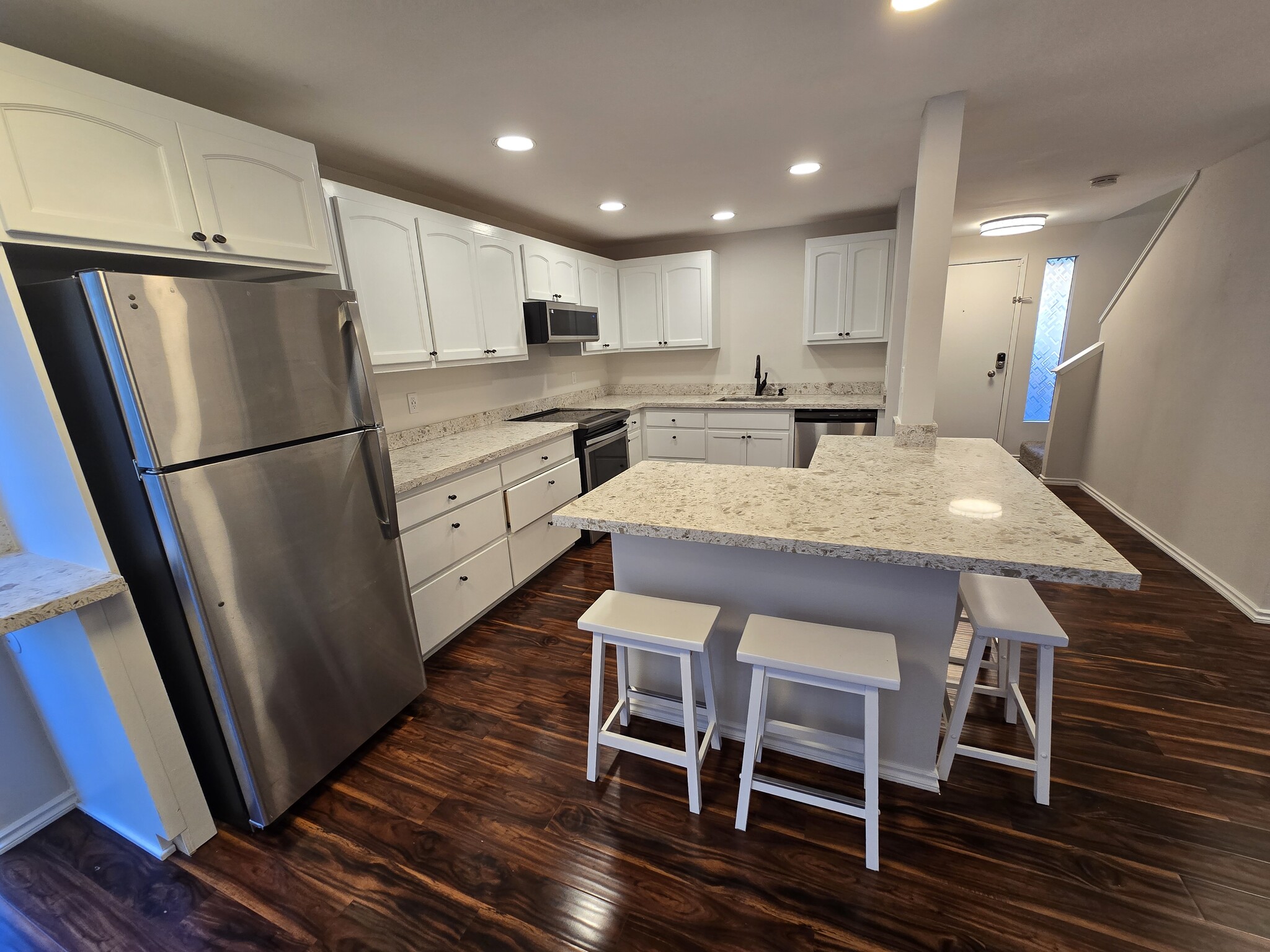 Building Photo - 12512 SE 42nd St