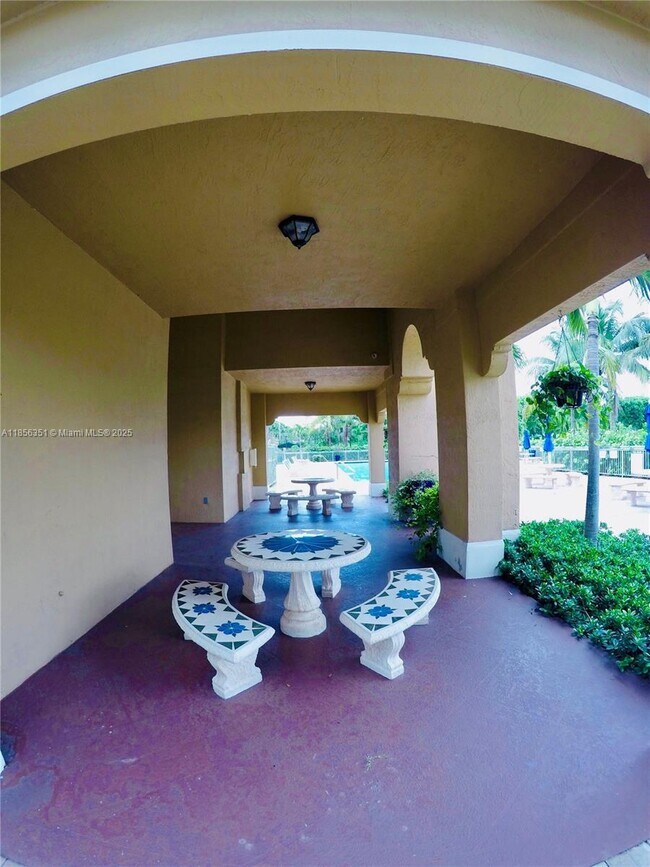 Building Photo - 6630 NW 114th Ave
