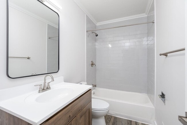 Building Photo - 4575 Olentangy River Rd