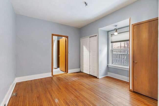 Building Photo - 126 Park Ave