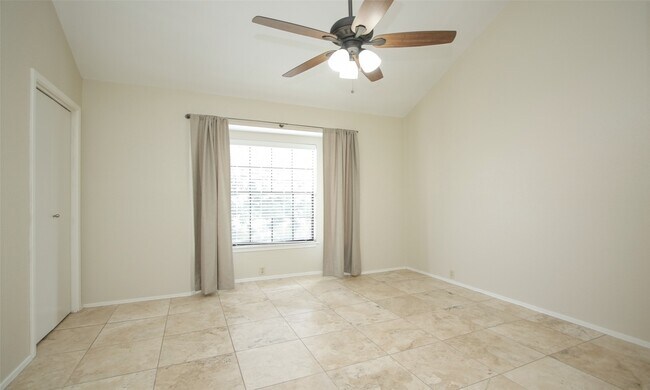 Building Photo - 4900 Floyd St