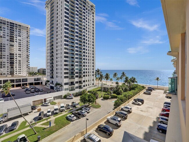 Building Photo - 2501 S Ocean Dr
