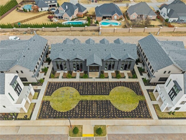 Building Photo - 4625 S 47th St