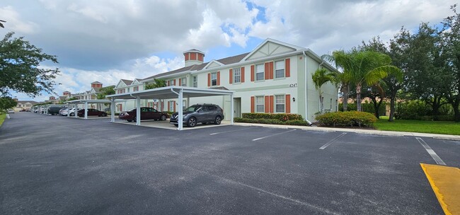 Building Photo - 3/2 Condo in Province Park of Fort Myers