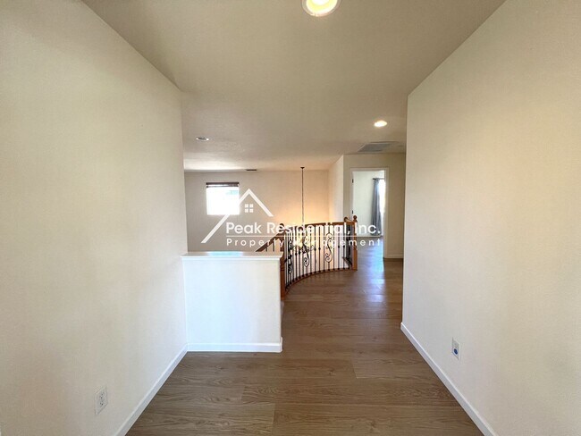 Building Photo - 8220 Sheldon Pl Dr