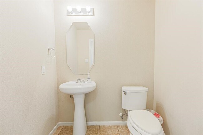 Building Photo - 9218 Adobe Sky Ct