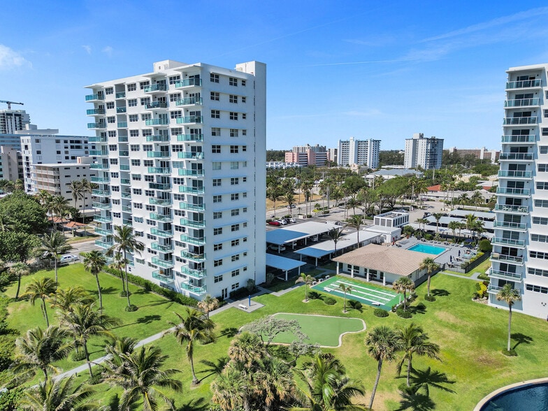 Building Photo - 1610 N Ocean Blvd