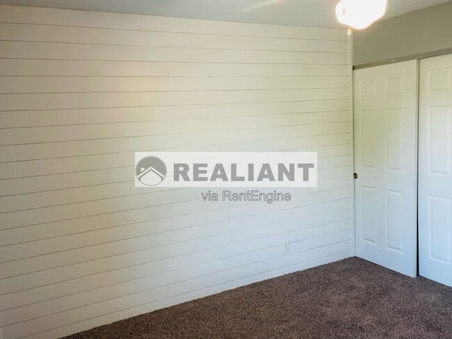 Building Photo - 1778 Promontory Dr