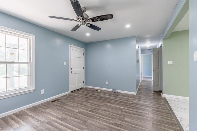 Building Photo - A Haven of Comfort and Convenience
