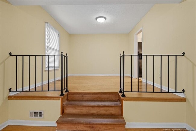 Building Photo - 7591 Beverly Dr