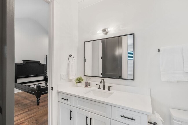 Building Photo - 59 Brookwood Terrace