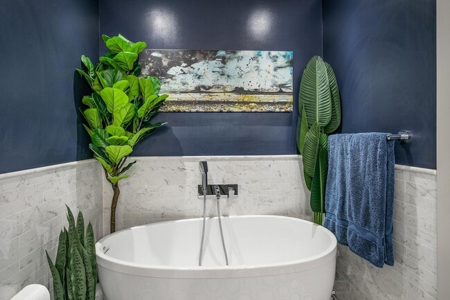 Building Photo - 2125 14th St NW