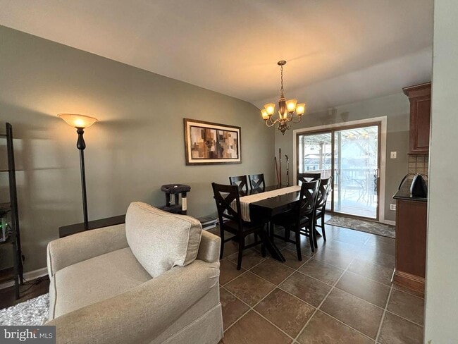 Building Photo - 30 Estate Rd