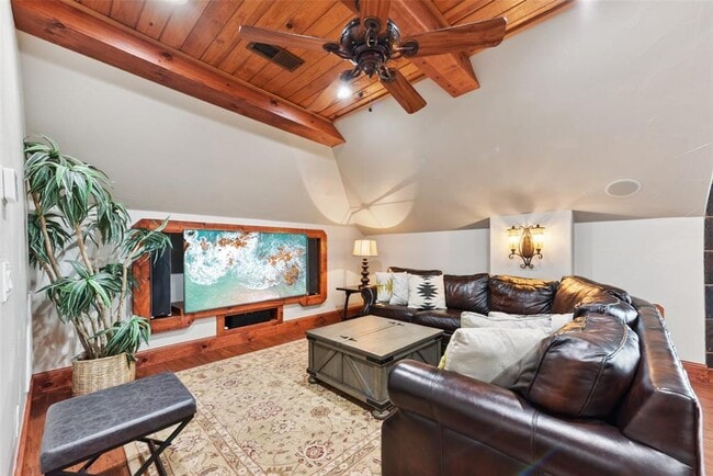 Building Photo - 122 Silverstone Dr