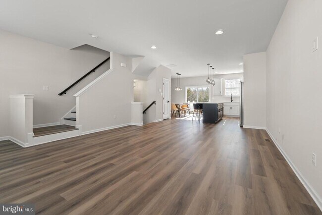 Building Photo - 69 Aviary Rd