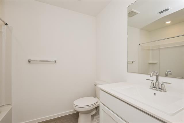 Building Photo - 2717 Mistwood Dr