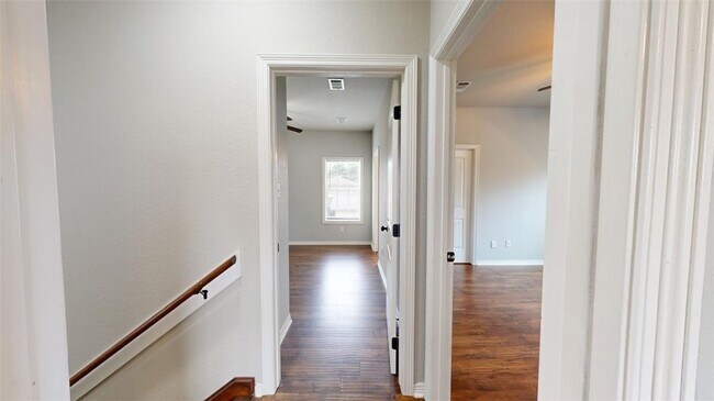 Building Photo - 109 Southland St