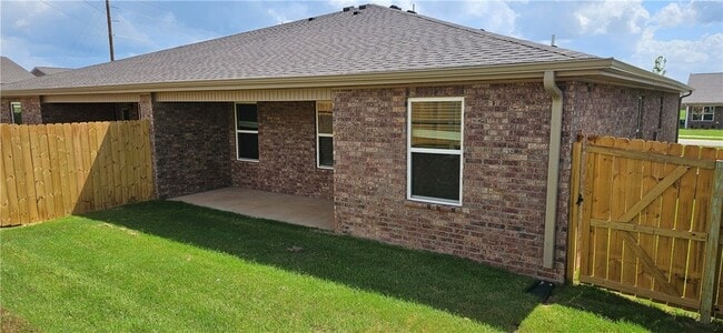 Building Photo - 6813 Toby St