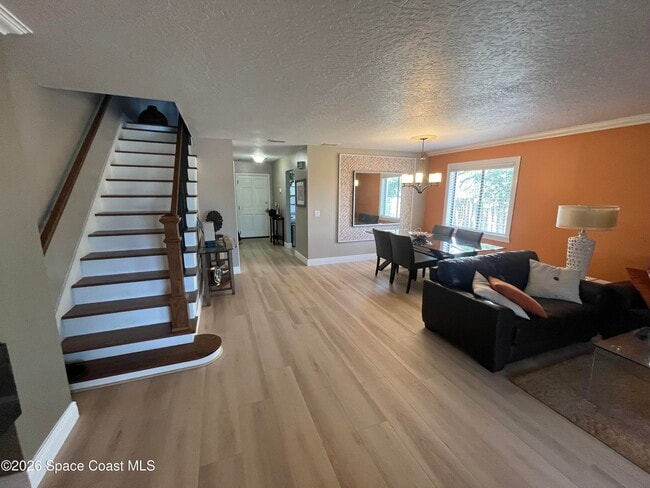 Building Photo - 190 Seawind Dr