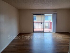 Building Photo - 2101 Santa Ana Dr