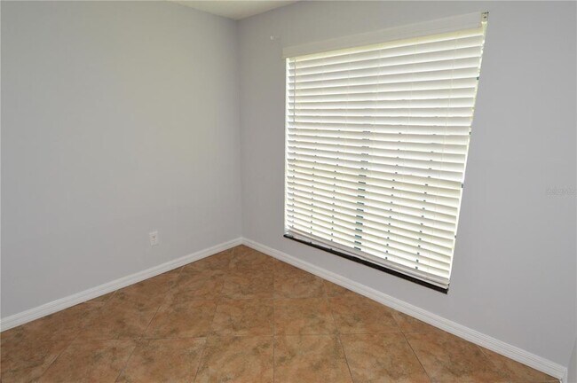 Building Photo - 8613 Mallard Reserve Dr