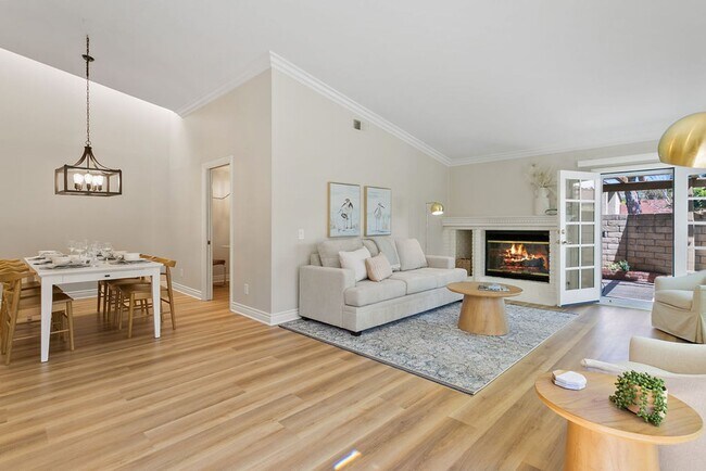 Building Photo - Beautiful Furnished Home in Seaside Villas Near Doheny Beach!