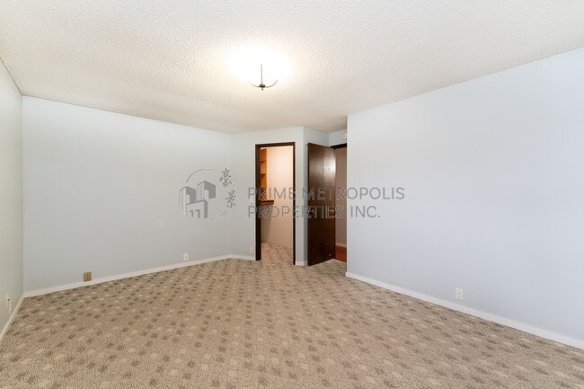 Building Photo - 5924 114th Pl SE