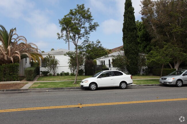 Primary Photo - 1009 17th St