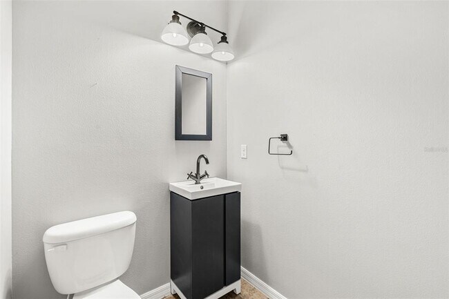 Building Photo - 11616 Thacker Dr