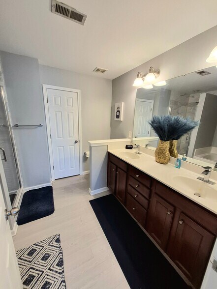 Building Photo - 11744 Prideland Ct