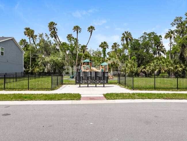 Building Photo - 4823 Rio Grande Cv