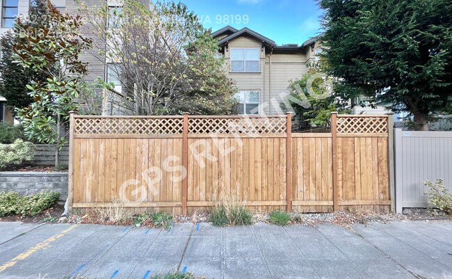 Building Photo - 3012 21st Ave W