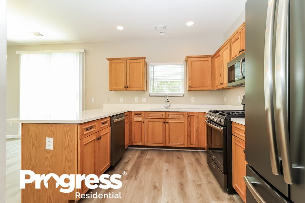 Building Photo - 284 Hiawassee Dr