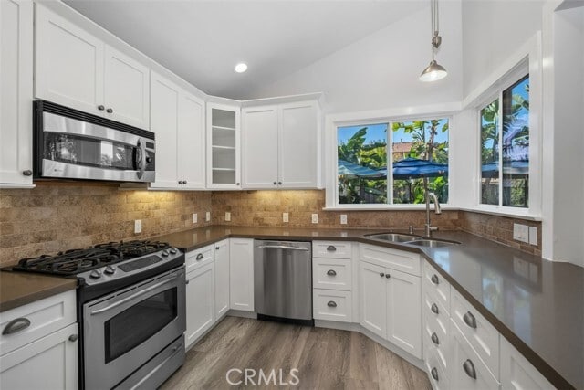 Building Photo - 25936 Avenida Cabrillo