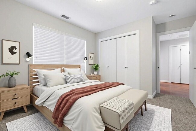 Building Photo - 2605 Calumet St