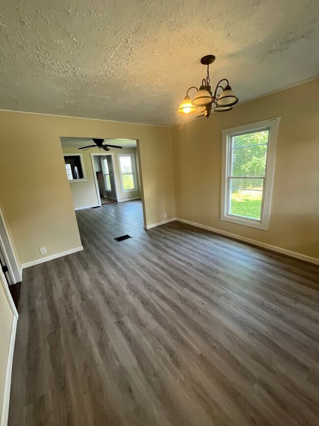 Building Photo - 59 Broome St