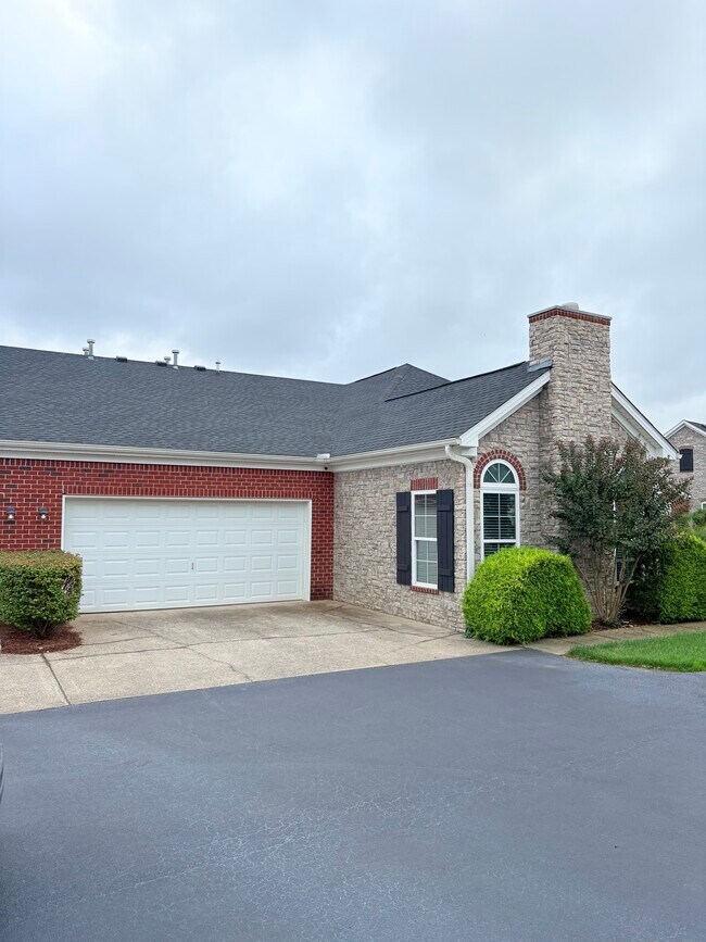 Building Photo - 2500 Crossings Blvd