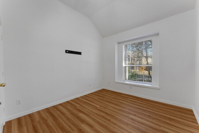 Building Photo - 5512 Charleston Dr